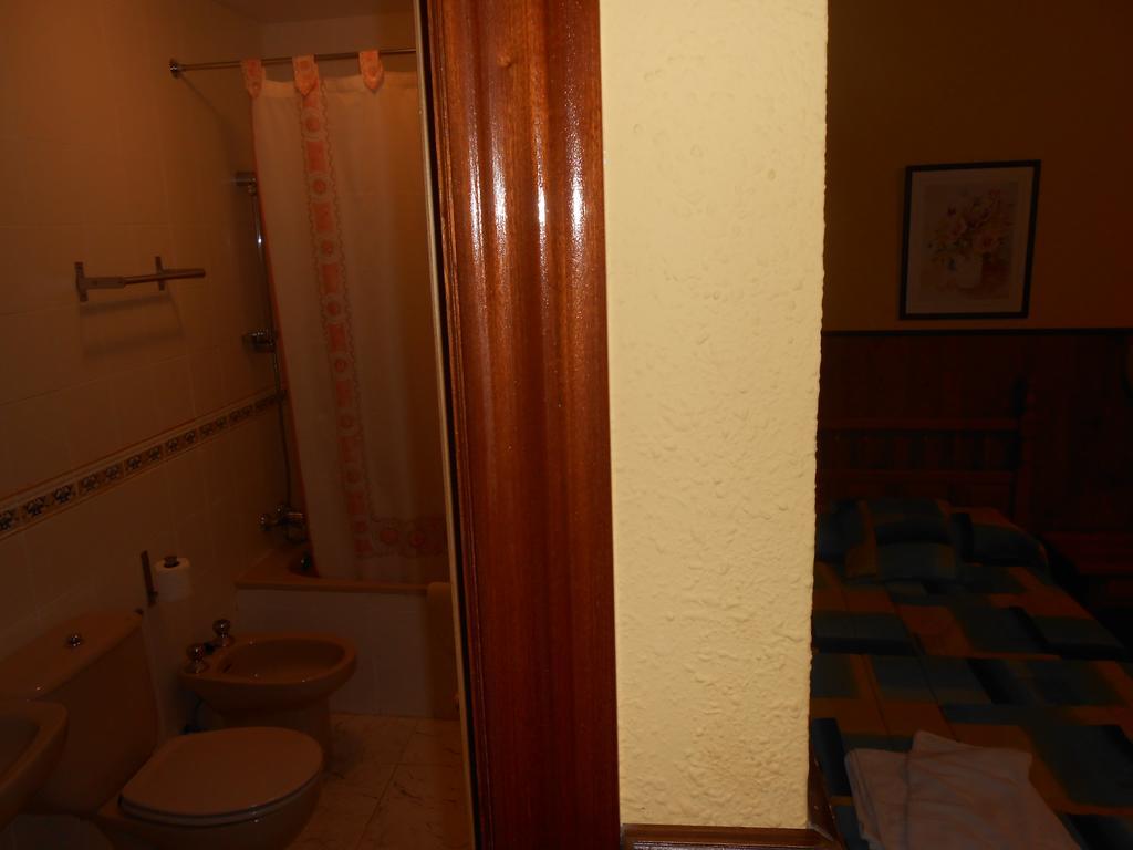 Hostal Restaurante El Abuelo Тробахо-дель-Камино Номер фото